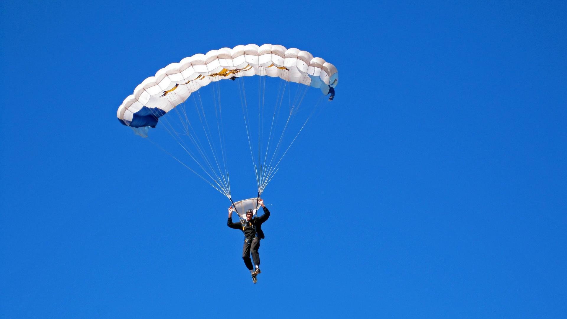 波尔一锤定音，中国队险胜韩国队挺进决赛